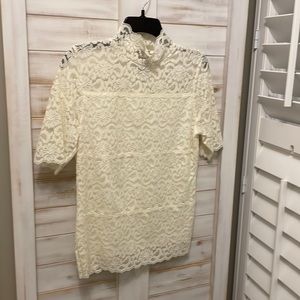 Cream lace lined topped- medium